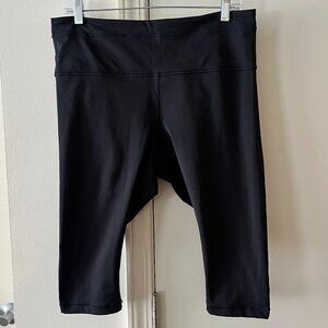 Athleta Accelerate Crop Black Leggings 1X